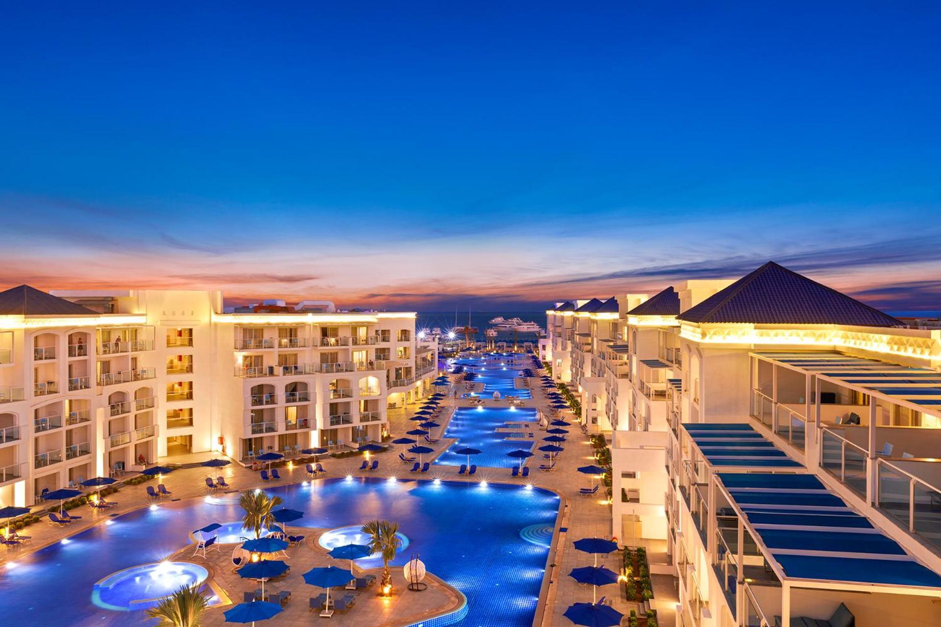 Pickalbatros Blu Spa Resort - Adults Friendly 16 Years Plus- Ultra All-Inclusive Χουργκάντα Εξωτερικό φωτογραφία The resort at night